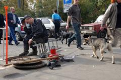 В Екатеринбурге «открылся ночной фонтан»: в ходе опрессовки прорвало трубу