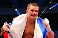 Два российских боксера одержали победы в боях за чемпионский пояс