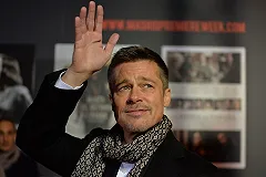 Снова холостяк: Брэд Питт официально развелся с Анджелиной Джоли