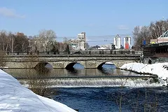 В Екатеринбурге очистят акватории Исети и городских прудов