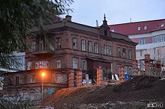 На крыше пристроя Косого дома зимнего сада не будет. Будет терраса