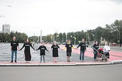 Покрас Лампас отменил свой визит в Екатеринбург на фоне конфликта