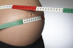 Минтруд сообщил о невозможности увеличить население за счет рождаемости