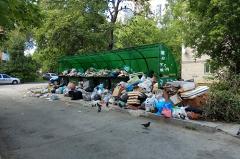 ЕМУП «Спецавтобаза» принимает жалобы на невывезенный мусор в режиме онлайн