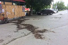 Мужчина, найденный возле «Кировского» на Луначарского, выпал из окна