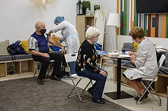 Горожане активно откликнулись на призывы медиков о необходимости вакцинации