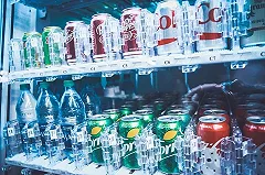 ФАС начала проверку цен на бутилированную воду в аэропорту Внуково