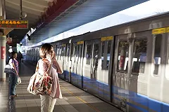 Японская порнозвезда стала «лицом» транспортных карточек метрополитена Тайваня