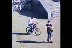 С парковки у аквапарка «Лимпопо» похитили велосипед