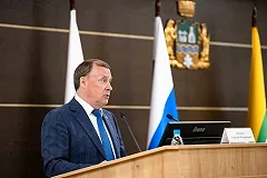 Алексей Орлов оправдал появление новых платных парковок борьбой с автохамами