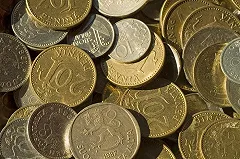 В Финляндии изымают из оборота юбилейную монету с изображением расстрела