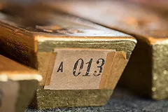 В Питере ограбили екатеринбуржца, приехавшего в гости к торговцу биткоинами