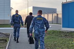 Суд Челябинска постановил выдворить из России мигранта, «предъявлявшего» спортсменке за шорты