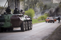 МВД Украины: в Славянске убито пять ополченцев