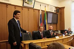 Екатеринбургские депутаты приняли скандальный бюджет-2020 за десять минут