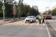 В Екатеринбурге водитель легковушки сбил 10-летнего мальчика и уехал