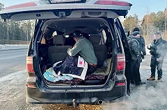 Мигрант в багажнике ехал из Тюменской области в Казахстан