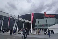 Зрители «Big Love Show-2023» пожаловались на дорогое такси из «Экспо» и группу «Винтаж»