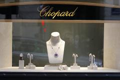 Жена Пескова стала послом ювелирного бренда Chopard