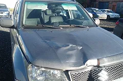 Водитель Suzuki отчитал сбитого им мальчика за вмятины и бросил на трассе