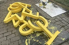 Екатеринбуржцы за выходные разнесли сад в центре города