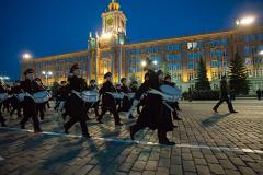 Из-за репетиции парада Победы вечером перекроют центр Екатеринбурга