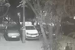 В Москве мужчина выкинул маленького сына из окна