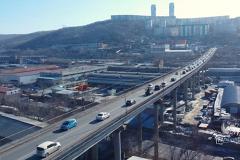 Во Владивостоке мост треснул из-за аномальных холодов