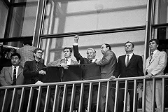 Руцкой сообщил о попытках Ельцина сбежать в посольство США во время путча