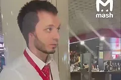 «Уровень сервиса — дно»: екатеринбуржцы раскритиковали сотрудника «Уральских авиалиний»