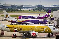 Пилот развернул самолет из-за кусавшего морских пехотинцев пенсионера