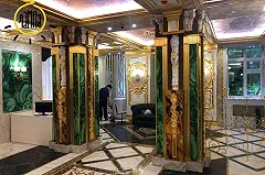 Варламов — о Симановском: Нельзя косплеить Людовика XIV в панельной пятиэтажке