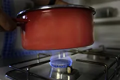 «Газпром» повышает оптовые цены на газ для населения