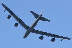 На Гуаме разбился американский бомбардировщик B-52
