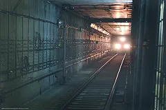 Подросток проехал целую станцию снаружи поезда в метро Екатеринбурга