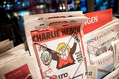 Charlie Hebdo посмеялся над химической атакой в Сирии (ФОТО)