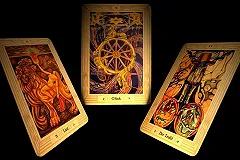 «Магия за рубль»: «Спросили про каких-то двух мужиков, геи они или не геи»