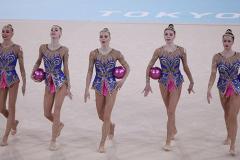 Россия вновь осталась без золота в художественной гимнастике — теперь в групповом многоборье