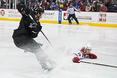 Защитника «Автомобилиста» Трямкина ждут в Канаде после окончания сезона КХЛ