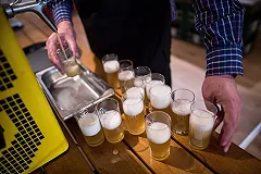 Челябинец провел в квартиру пивопровод