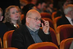 Акунин похвалил роман Иванова об уральских бандитах