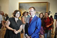 Песков оценил русский язык Мединского