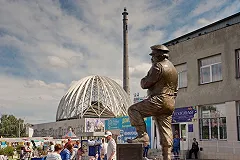 Россель не поддержал снос заброшенной телебашни в центре Екатеринбурга