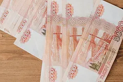 Эксперт предположил, какие купюры не выйдут из употребления в России