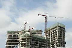 Приставы отобрали кран-манипулятор за больше долги