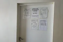 Жители Екатеринбурга жалуются на очереди в кабинеты «неотложки»