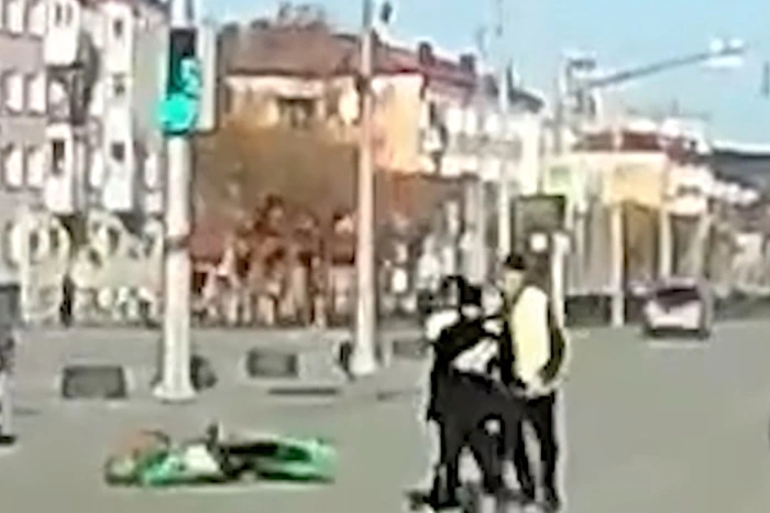 В свердловском городе силовики устроили погоню за подростками