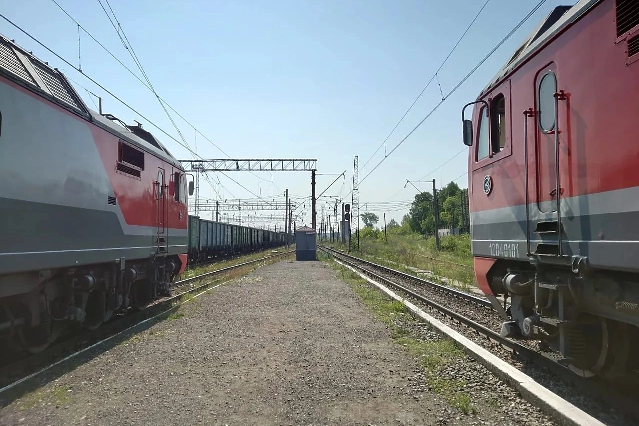 На автодороге Р-354 из Екатеринбурга в сторону Каменска-Уральского и Кургана открыли долгожданный путепровод