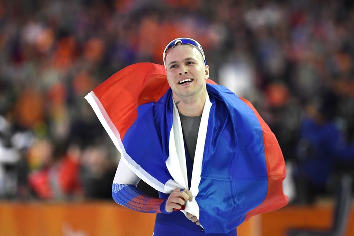 Конькобежец Павел Кулижников установил новый мировой рекорд на Кубке мира