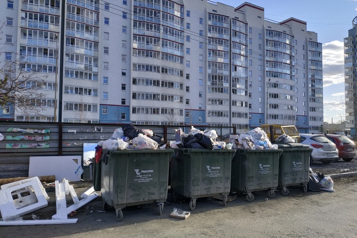 Свердловские регоператоры предупредили о возможном мусорном коллапсе из-за неплатежей